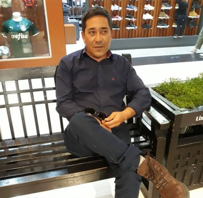 Levi Tatibano da Silva - Especialista em madeira