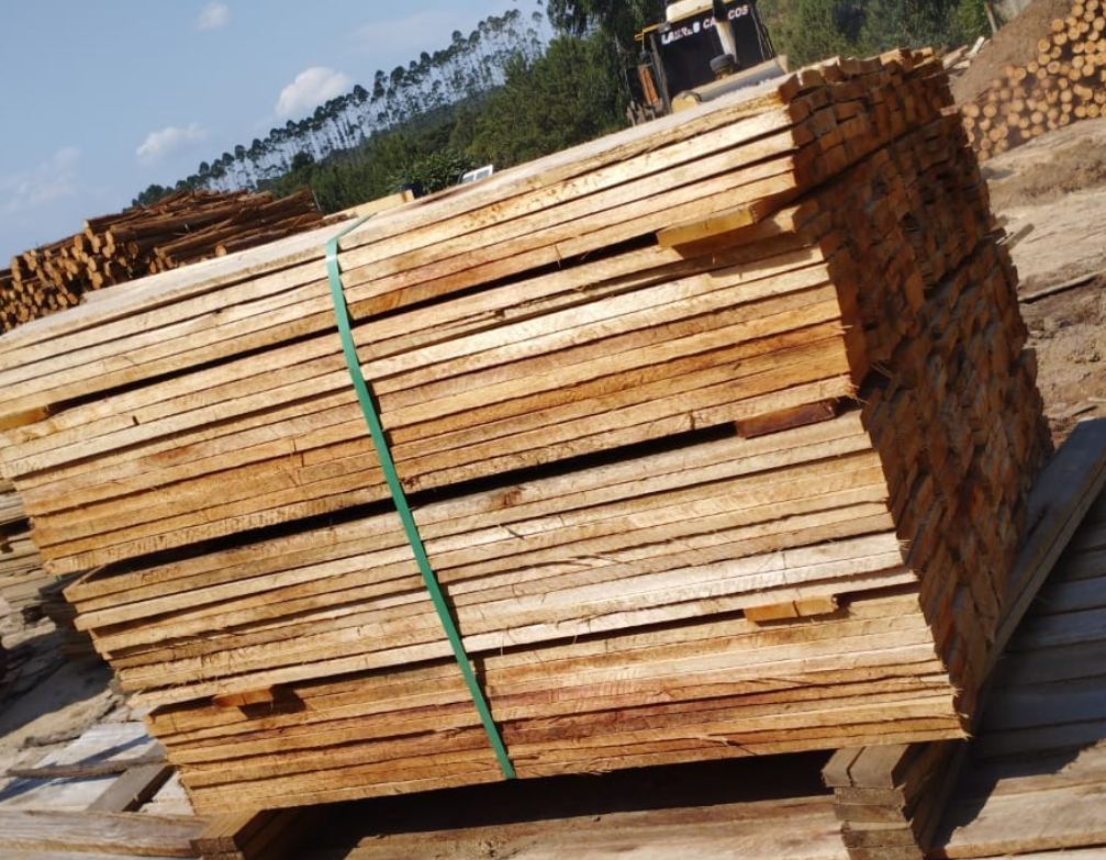 Madeira serrada de alta qualidade